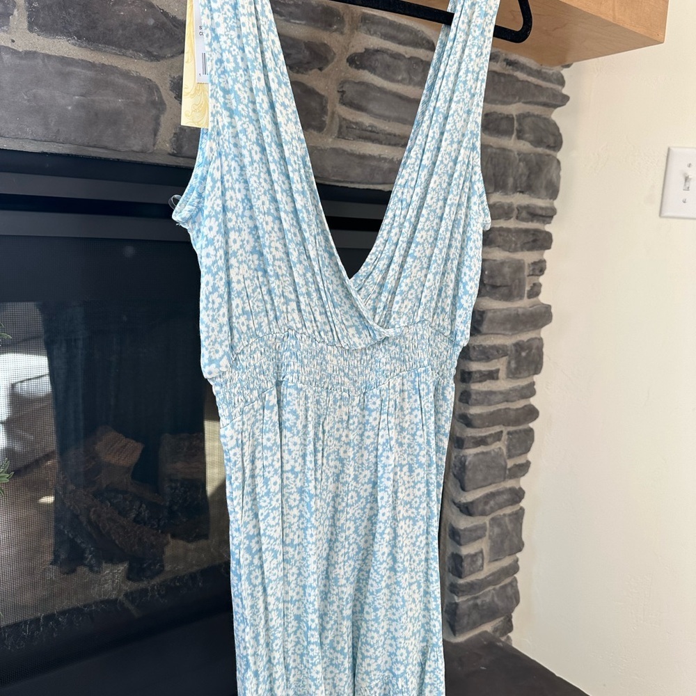 Light Blue Floral Romper - Picture 4 of 5
